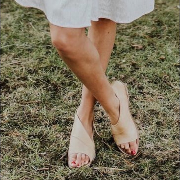Free People Natural Tan Mont Blanc Flats Sandals - Picture 5 of 5